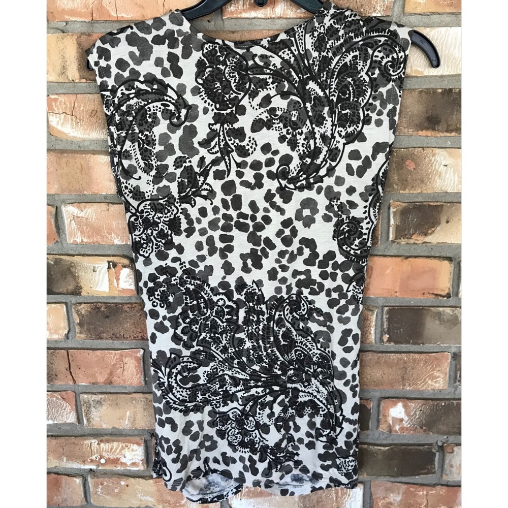 Banana Republic Ruffled Front Top XS - Picture 7 of 10